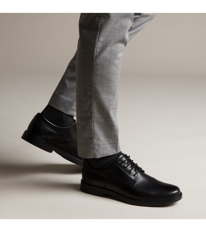 Clarks - Un Aldric Lace Black Leather